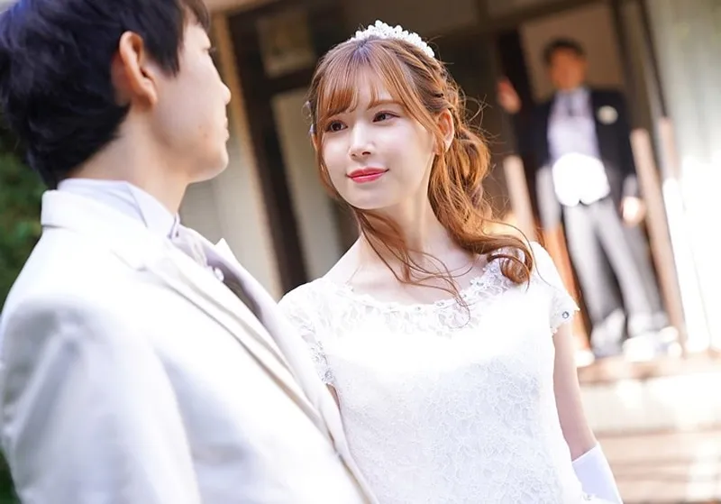 Bố người chồng trả bài người yêu của con trai ngay sau lễ cưới của con trai